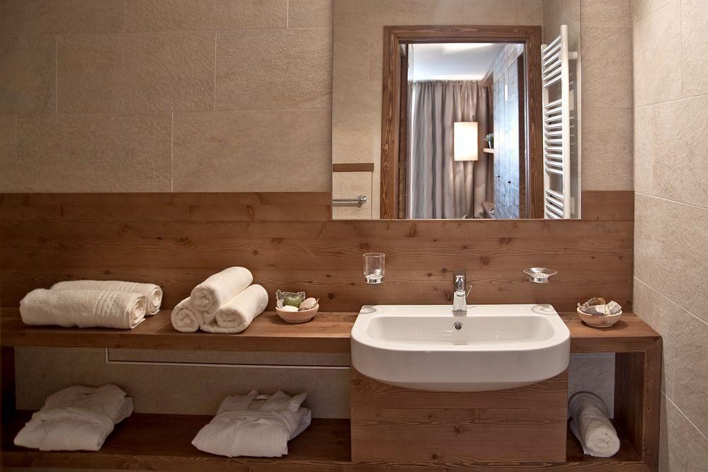 Ariston Dolomiti Residence Dobbiaco Esterno foto